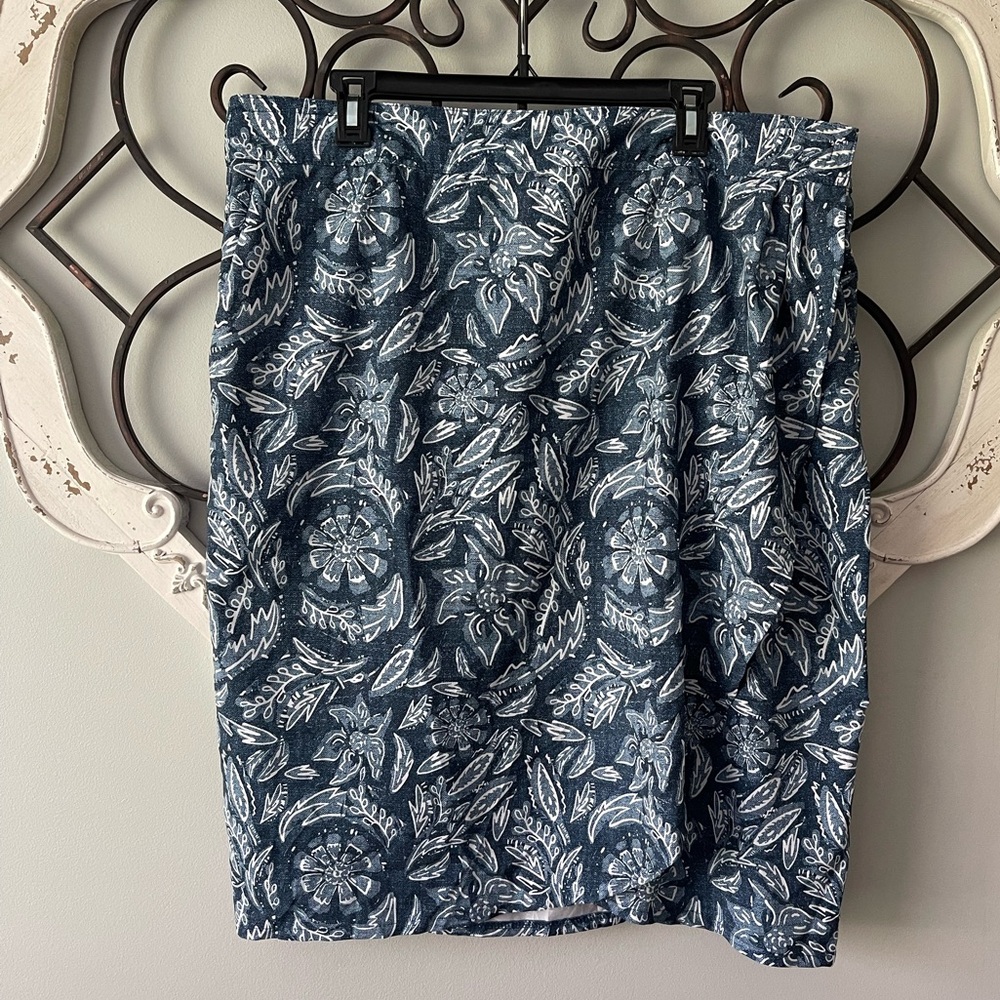 RipSkirt Hawaii Wrap Skirt in Flora Rustica